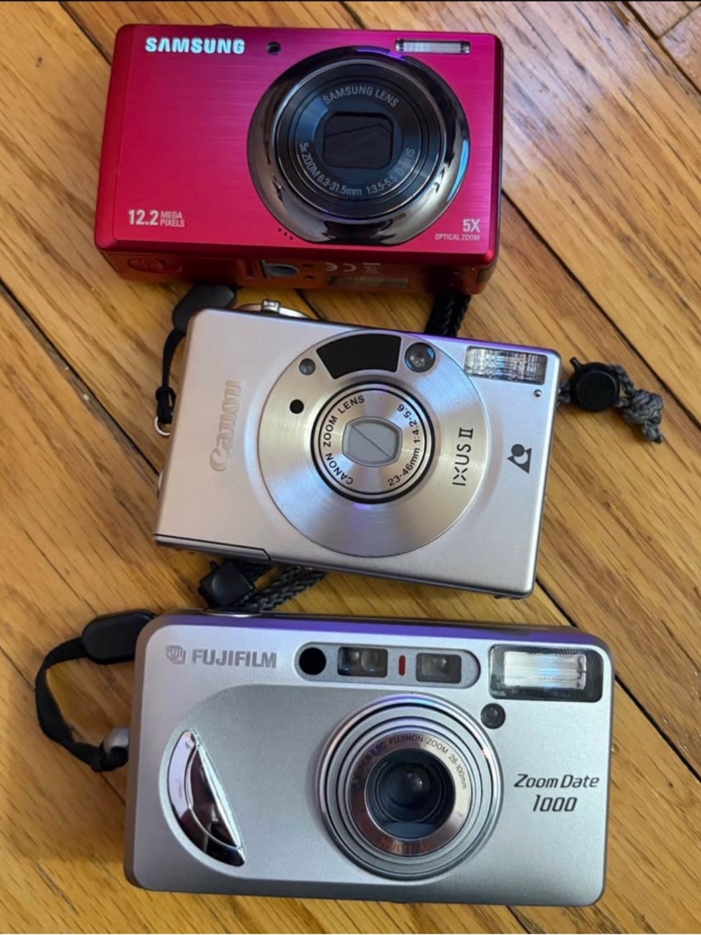 Samsung, Fuji Film, Canon Vintage Cameras Untested Y2K Photography